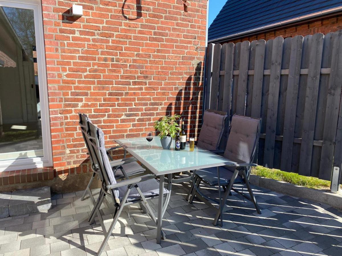 Apartment „opa's Tohuus“mit Fahrraedern, Husum